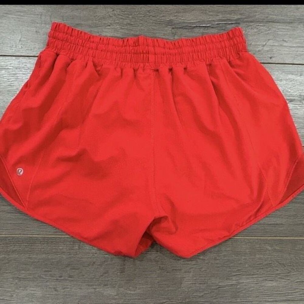 Lululemon Hotty hot short sz 12